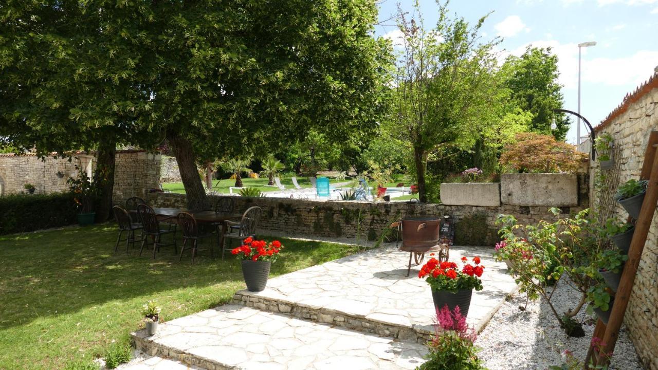 Bed and Breakfast La Rochelle Et L'Aunis Saint-Sauveur-d'Aunis Экстерьер фото